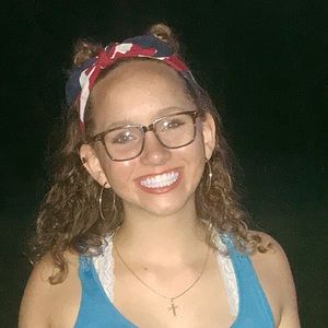 Meet your Posher, Dinah